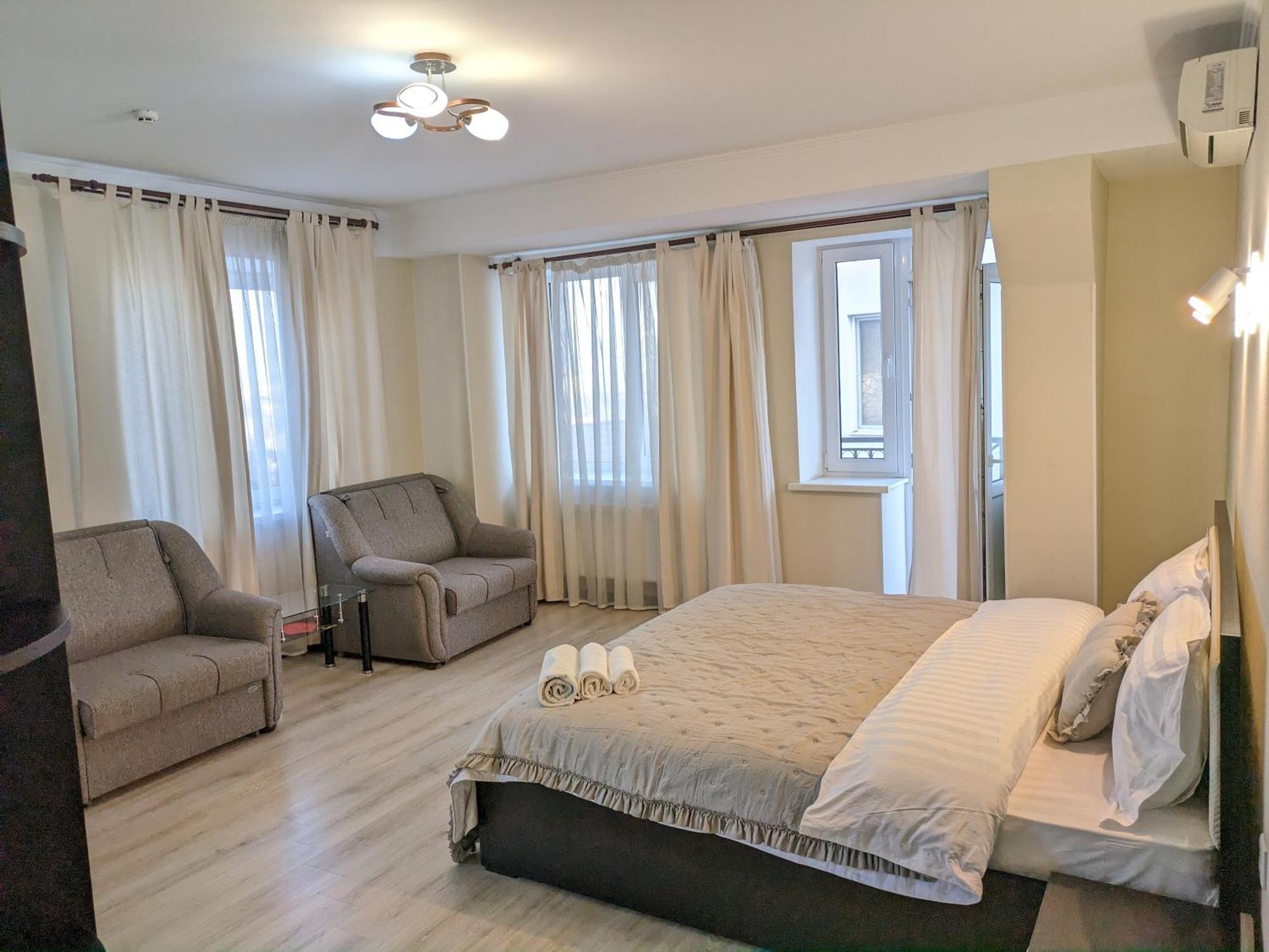 Lolo Hotel Chisináu Habitación foto